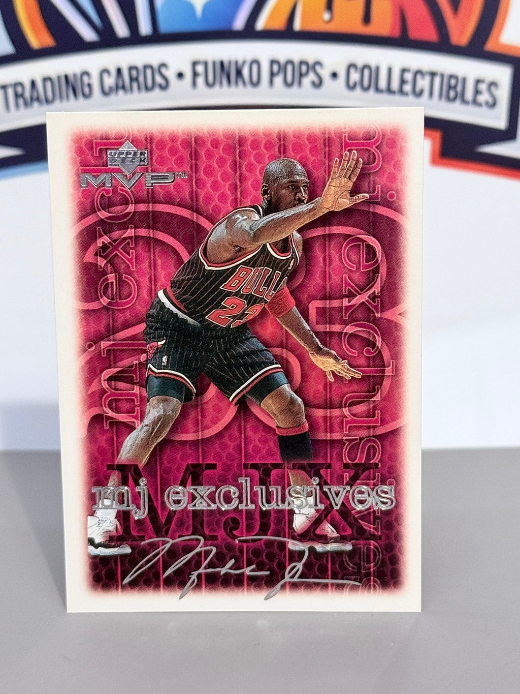 1999-00 Upper Deck MVP Michael Jordan MJ Exclusives Silver Script Parallel #190