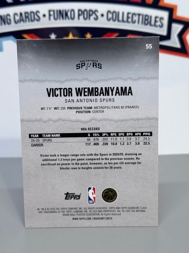 2025-26 Topps Signature Class Victor Wembanyama Tarjeta Base #55 - San Antonio Spurs