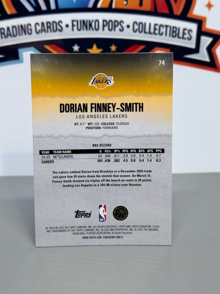 2025-26 Topps Signature Class Dorian Finney-Smith Tarjeta base n.º 74 - Los Angeles Lakers